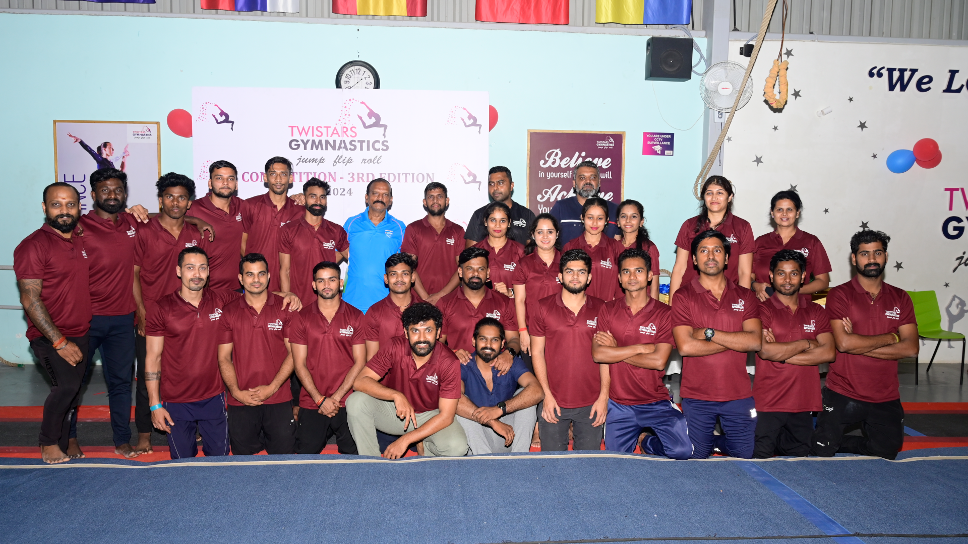team_cover_bg